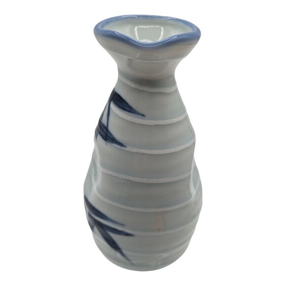 Japanese Ceramic Sake Bottle Bamboo Motif 4.75-Inches EUC - Picture 8 of 8